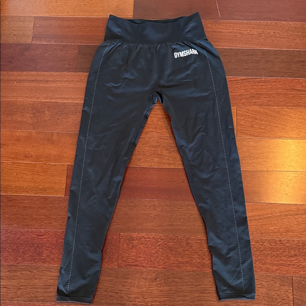Gymshark Black High-Waist Performance Leggings with Contrast Stitching